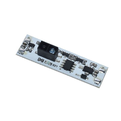 Bezdotykový spínač mávnutím pre LED pásy